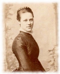 Photo of Dr Elizabeth Plummer (Miss)